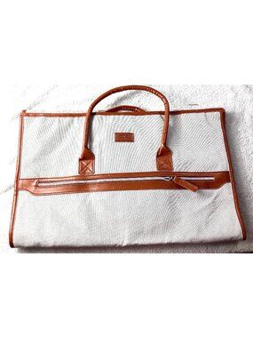 CTC Coast To Coast Beige Garment Bag*Striped Interior*Zipper Pockets*Travel*NIP